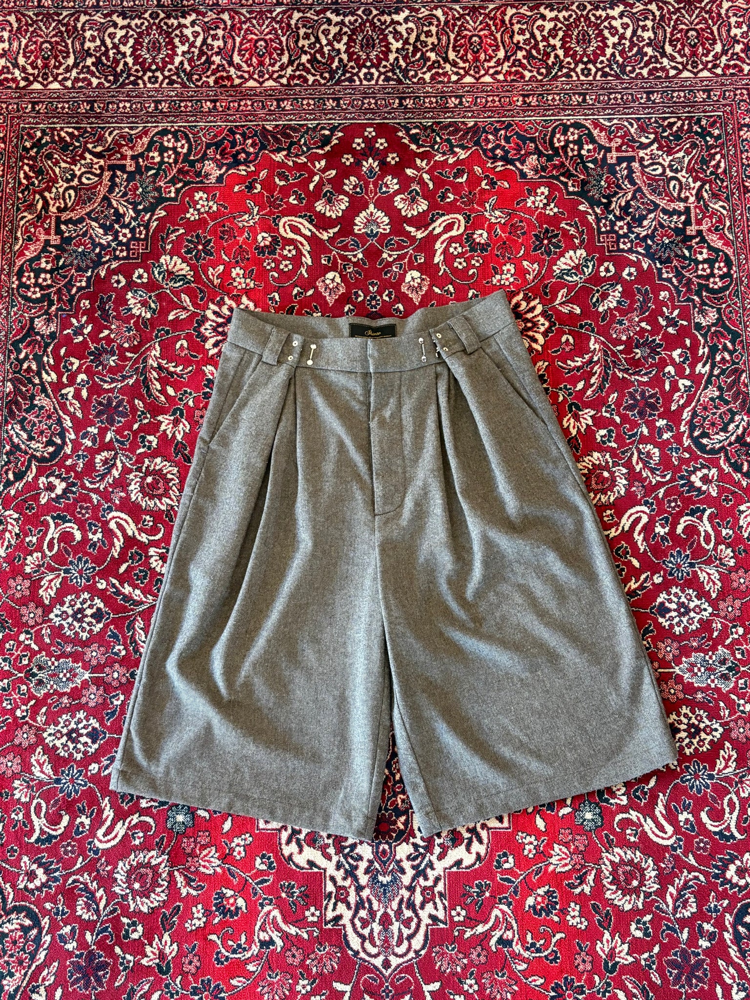 Brown Adjustable Pleated Wool Shorts