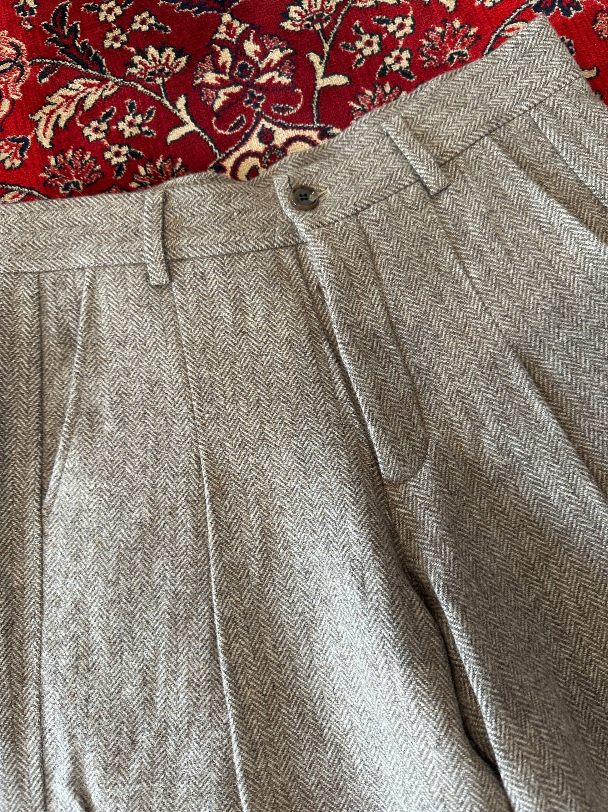 Brown Herringbone Shorts pleat
