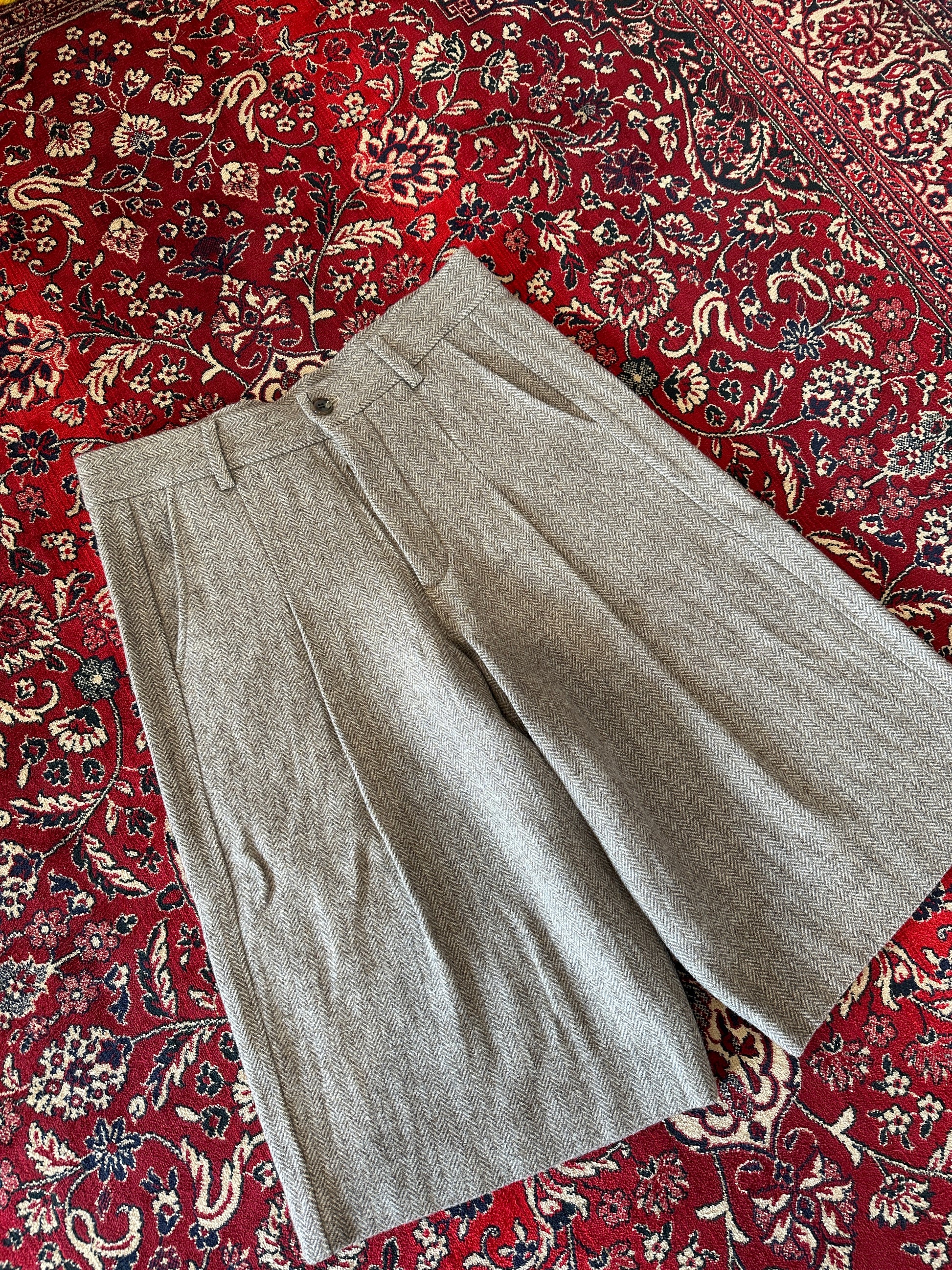 Brown Herringbone Shorts detail